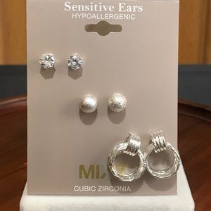 NWT Mix it silver tone earring set
